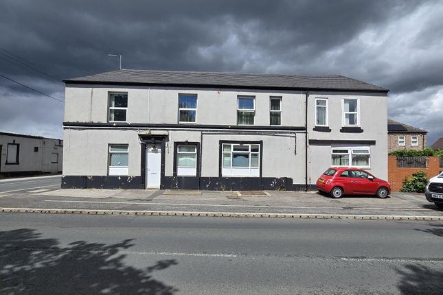 16 bed property, in 32-34 Lumley Street, £195,000