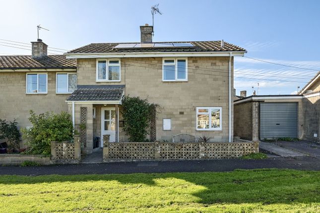 3 bed property, in Ashfield Close, £270,000