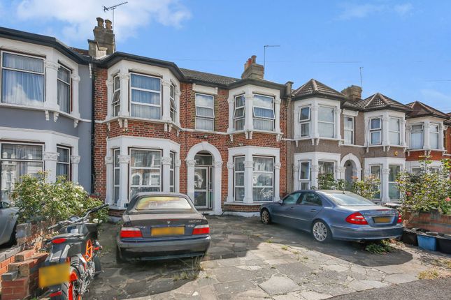 4 bed property, in Elgin Road, £700,000