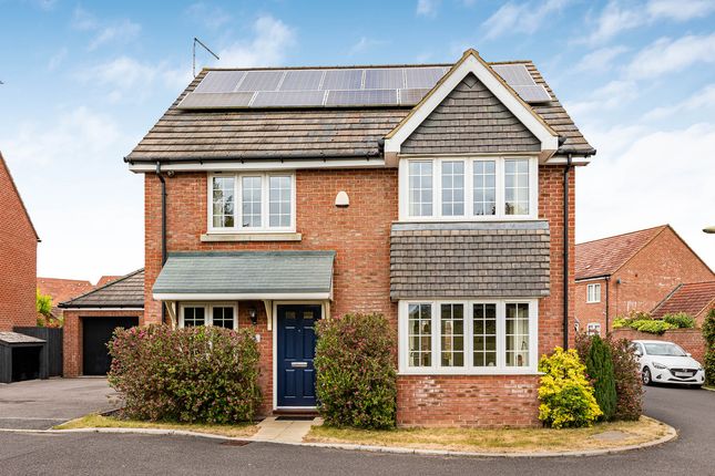 4 bed property, in Diamond Way, £650,000