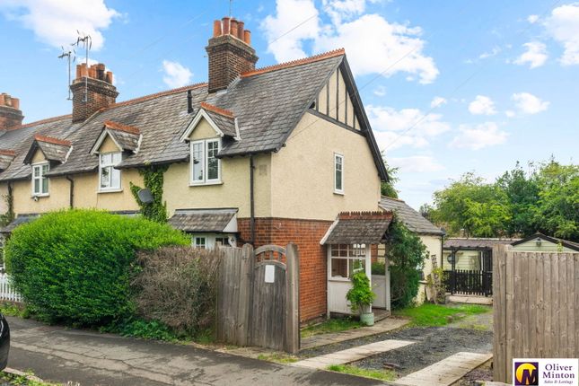 2 bed property, in Station Road, £425,000