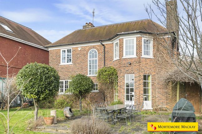 4 bed property, in Green Dragon Lane, £1,500,000