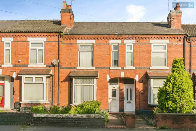 3 bed property, in Stewart Street, £140,000