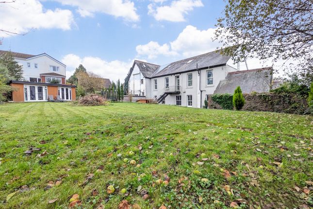7 bed property, in Fronheulog, £560,000