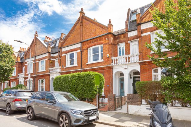 3 bed property, in Bovingdon Road, £1,850,000