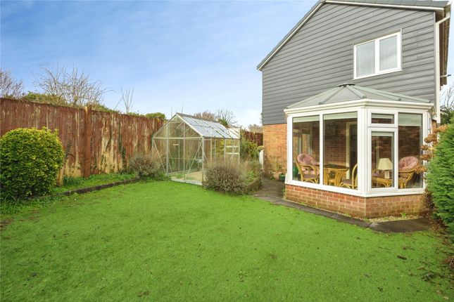 3 bed property, in Borough Park, £300,000