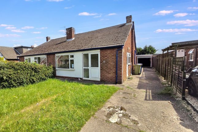 2 bed property, in Westfield Drive, £135,000