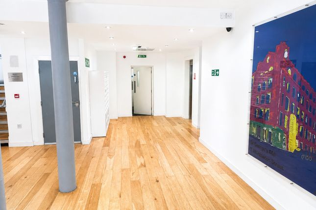 2 bed property, in Apartment 110, £135,000