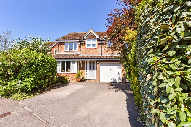 4 bed property, in Stanbury Close, £565,000