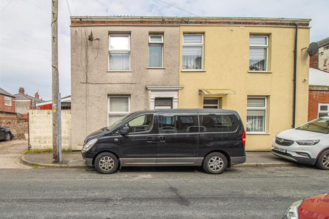 3 bed property, in Eccles Street, £115,000