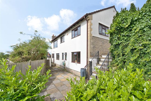 5 bed property, in Farm Road, £365,000