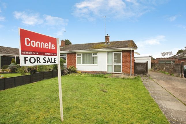 2 bed property, in Gibson Drive, £240,000