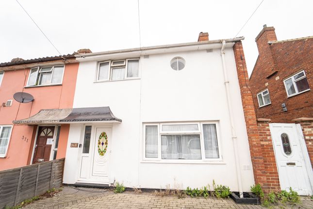 6 bed property, in Bath Road, £700,000