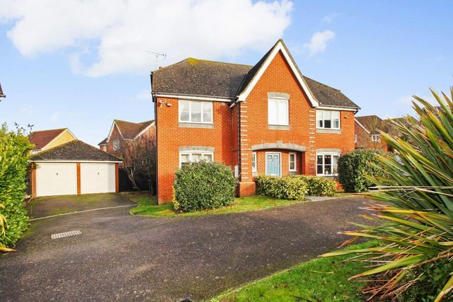 5 bed property, in Speedwell Road, £600,000