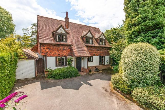 4 bed property, in Iden Green Road, £845,000