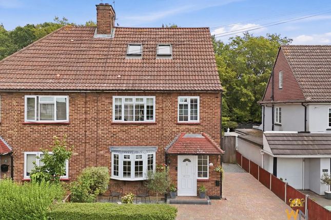 5 bed property, in Beech Avenue, £600,000