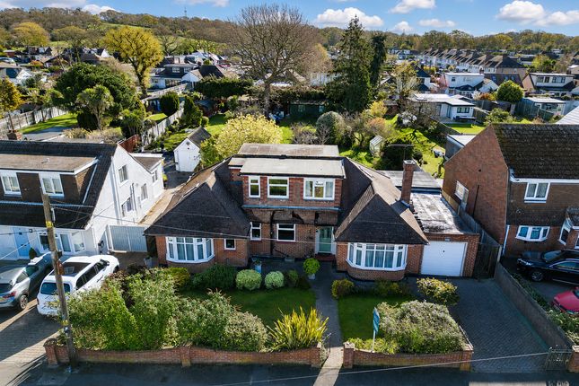 6 bed property, in Broad Way, £725,000