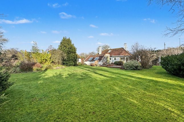 4 bed property, in Grove Bridge, £850,000