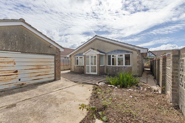2 bed property, in Lagoon Road, £300,000