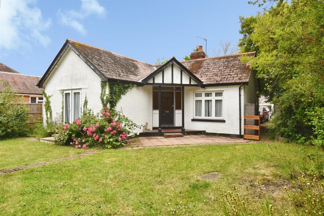 3 bed property, in Hunts Pond Road, £365,000