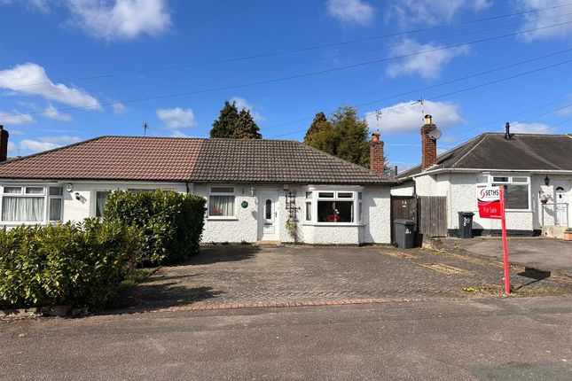 2 bed property, in Stanley Drive, £240,000