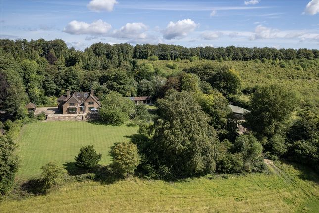 5 bed property, in Puttenham Hill, £1,795,000