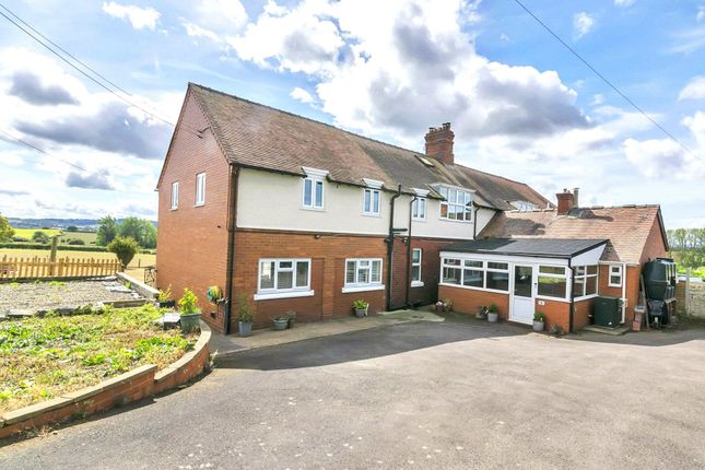 8 bed property, in Nox Bank, £585,000