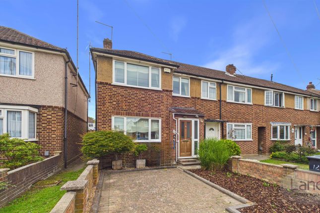 3 bed property, in Raydon Road, £435,000