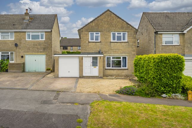 3 bed property, in Conygar Road, £425,000