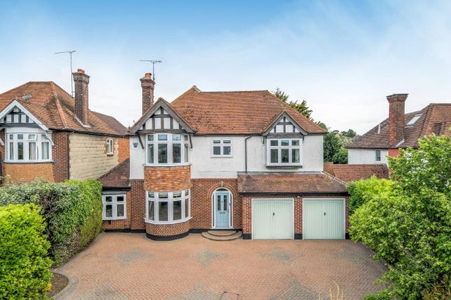 5 bed property, in Ashford Road, £900,000