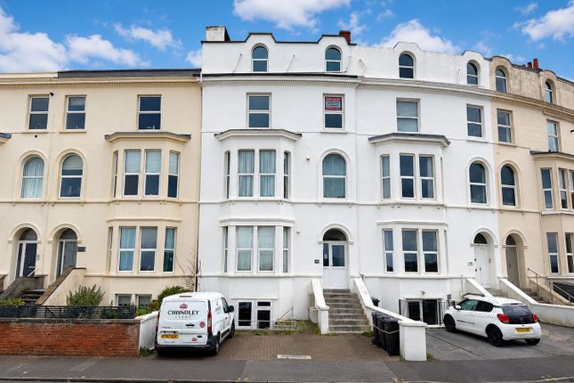 2 bed property, in Esplanade, £239,950