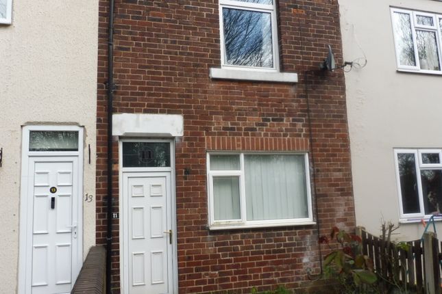 2 bed property, in Dearne View, £71,500