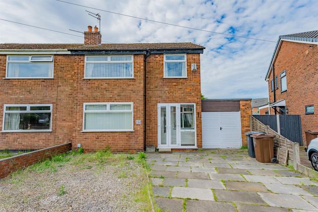 3 bed property, in Park Road, £265,000