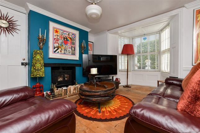 5 bed property, in Booth Place, £700,000