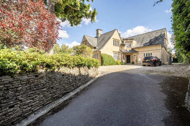 2 bed property, in Lowden Hill, £250,000