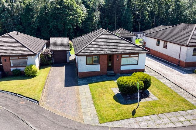 3 bed property, in John Knox Gardens, £299,995