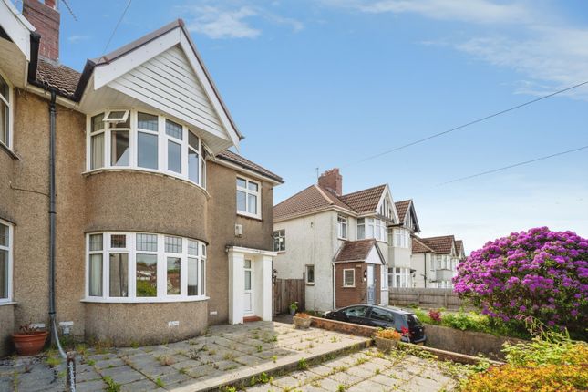 3 bed property, in Glan Yr Afon Road, £225,000