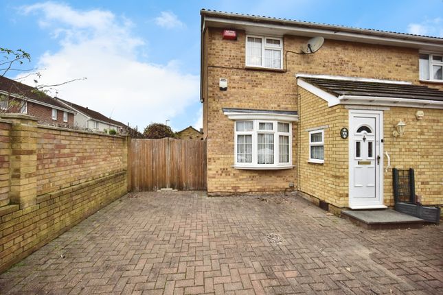 3 bed property, in Vectis Drive, £290,000