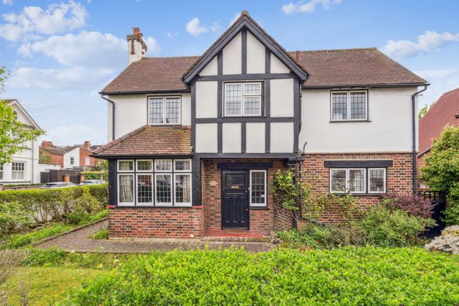 3 bed property, in Hillside Road, £850,000