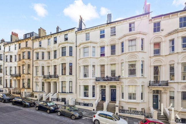 Studio, in Cambridge Road, £250,000