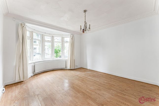 3 bed property, in Cambrian Road, £625,000