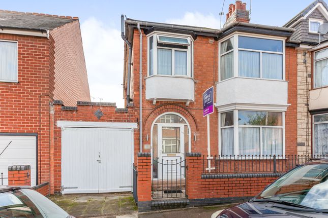 3 bed property, in Baslow Road, £375,000