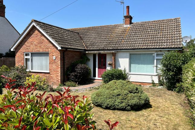 2 bed property, in Main Street, £400,000