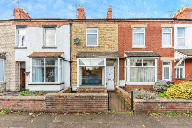 2 bed property, in Harlaxton Road, £140,000
