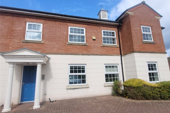 2 bed property, in Highland Drive, £78,000