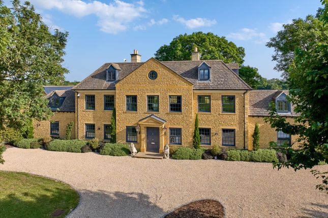 9 bed property, in Woodstock & Charlbury, £4,250,000