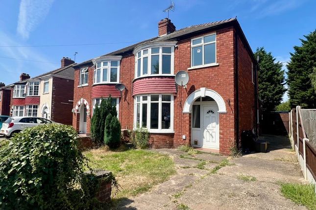 3 bed property, in Newland Drive, £139,950