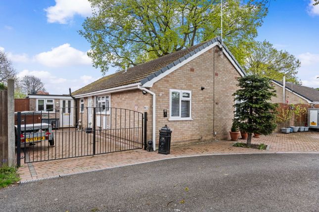 3 bed property, in 3 Goodwood Green, £525,000