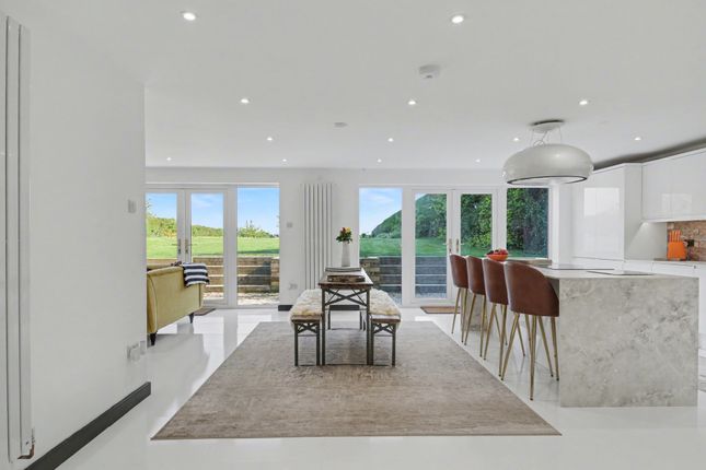 4 bed property, in The Hangers, £1,200,000