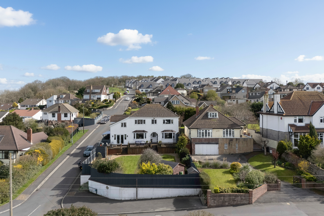 6 bed property, in Totterdown Lane, £650,000